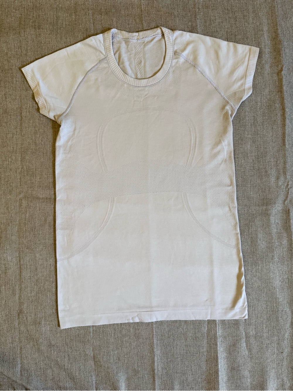 Lululemon Swiftly Tech Short-Sleeve